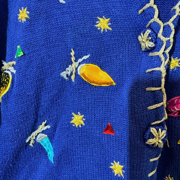 Lisa International Vintage Holiday Sweater - Picture 3 of 8